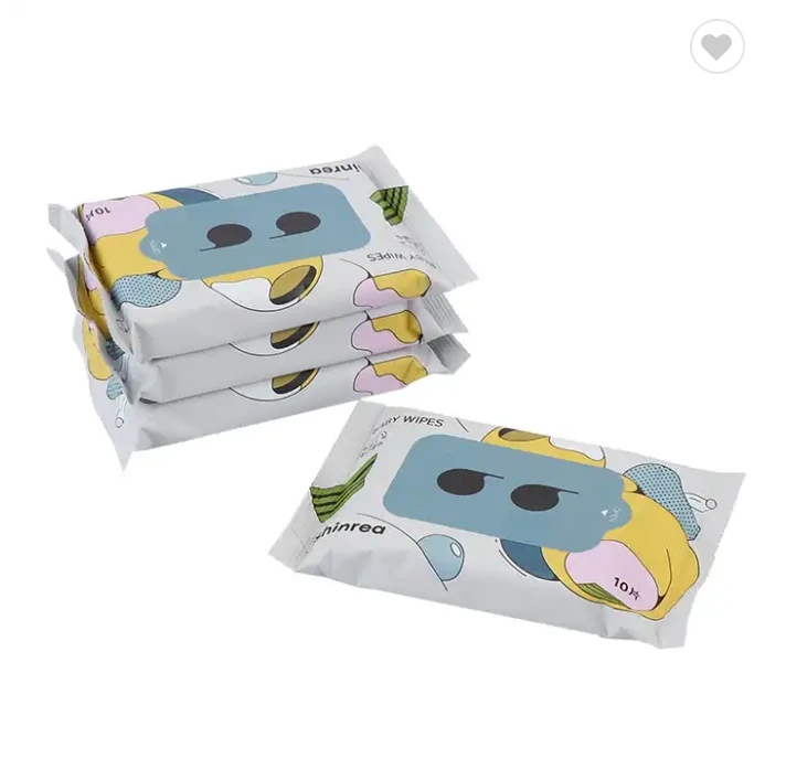 Notkun barnaþurrka á andliti
